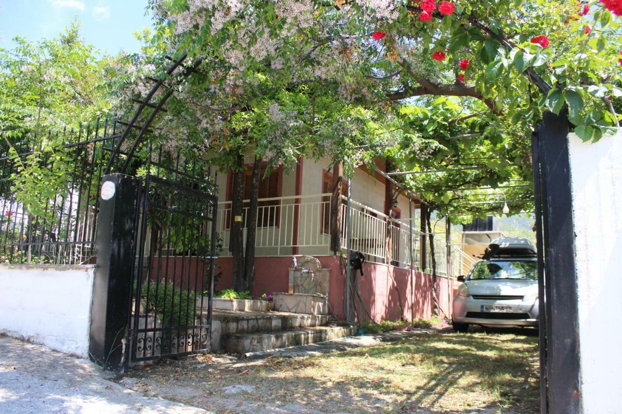 Α lovely home for a summer vacation Ασπροβάλτα Εξωτερικό φωτογραφία